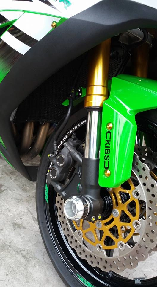 Kawasaki zx10-r trắng xanh long lanh