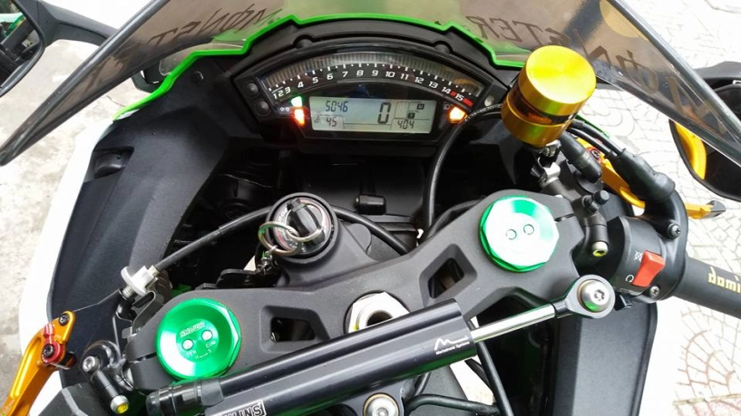 Kawasaki zx10-r trắng xanh long lanh