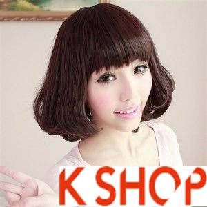Kiểu tóc ngắn uốn xoăn cho cô nàng trẻ trung quyến rũ