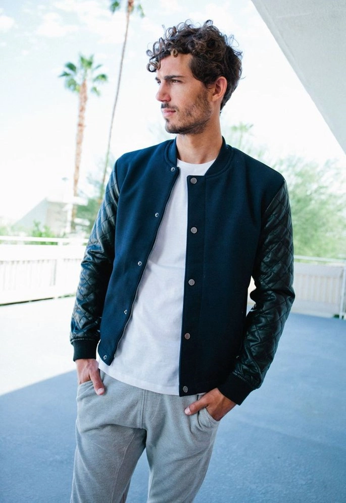 Áo khoác nam cardigan mỏng tay da đẹp đang hot trên thị trường