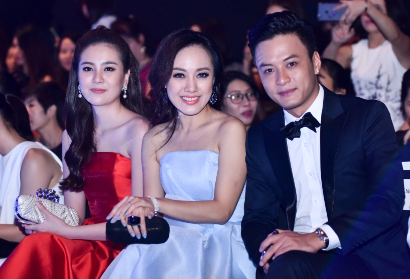 Hoa hậu Kỳ Duyên mặc nổi bật đi xem thời trang hình ảnh 7 Hoa hậu kỳ duyên mặc nổi bật đi xem thời trang