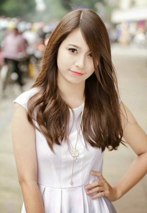 Những mẫu tóc mái dài uốn xoăn đẹp 2017