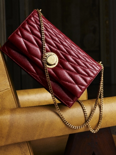 Sành điệu đẳng cấp thời thượng với thời trang bally