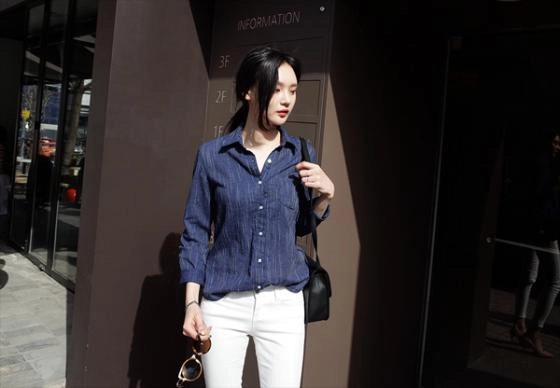 15 mẫu áo sơ mi nữ công sở đẹp cho bạn gái hơi gầy vai ngang