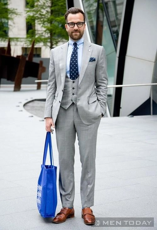 Cách mặc áo sơ mi nam đẹp từ milan fw