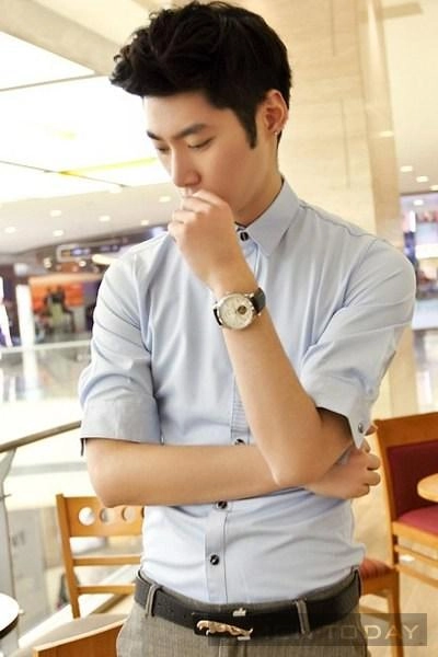 Diện sơ mi và vest cho các chàng ngày hè