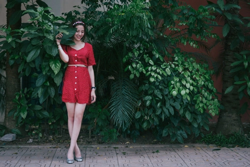 Mẫu váy sơ mi nữ đẹp được nhiều cô nàng yêu thích