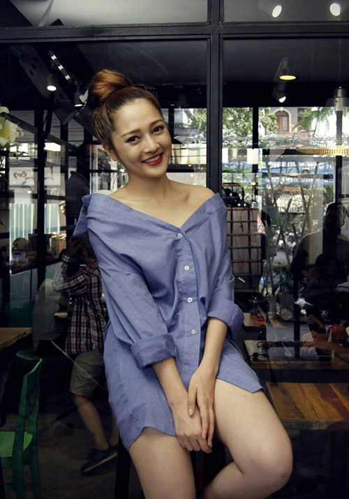 Những cách mặc áo sơ mi không nhàm chán từ sao việt