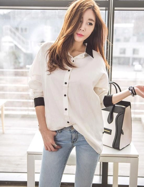 Những mẫu áo sơ mi nữ công sở trẻ trung thanh lịch