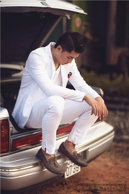 Phối đồ nam mùa hè khỏe khoắn cùng sơ mi và short