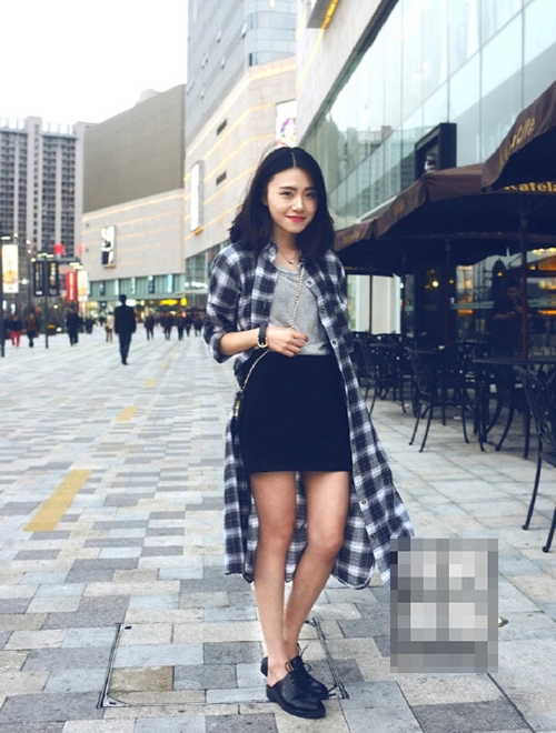 Quyến rũ trong sắc thu với chiếc áo sơ mi cũ