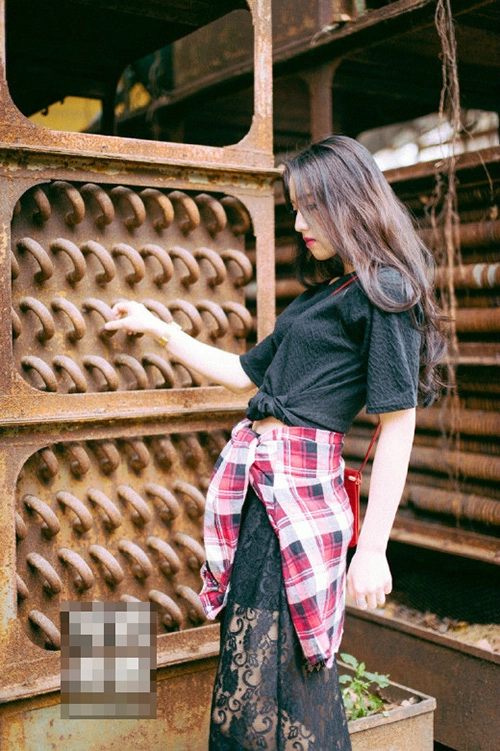Quyến rũ trong sắc thu với chiếc áo sơ mi cũ