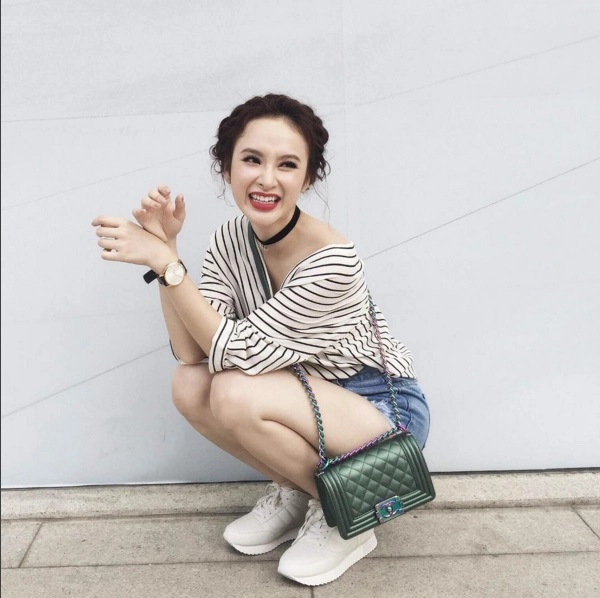 Sốc với giá váy của angela phương trinh