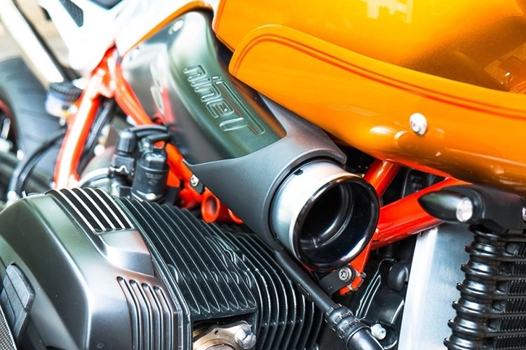 Bmw r nine t nổi bật với bản độ xe đua cafe racer cổ điển