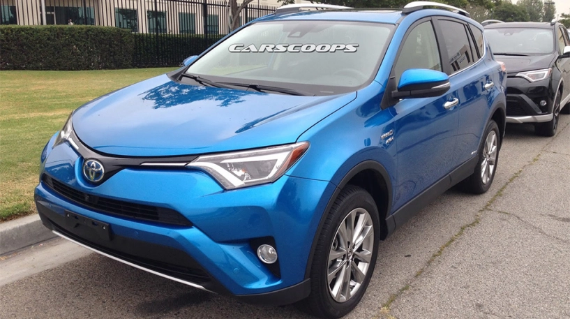 Toyota rav4 2016 bằng xương bằng thịt xuất hiện trên phố