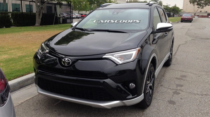 Toyota rav4 2016 bằng xương bằng thịt xuất hiện trên phố