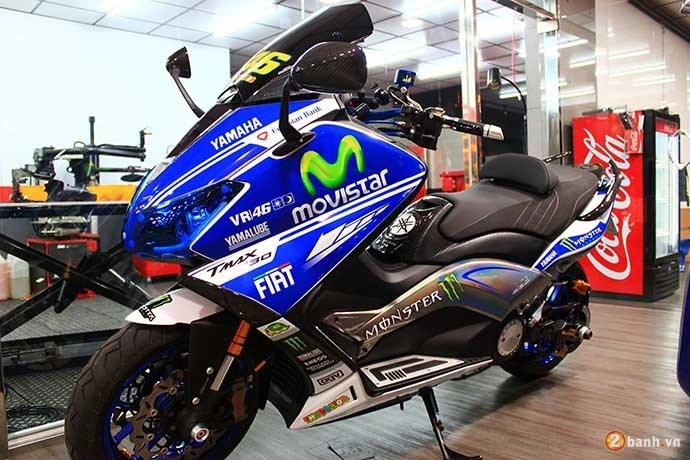 Yamaha tmax phiên bản movistar đầy chất lừ và phong cách