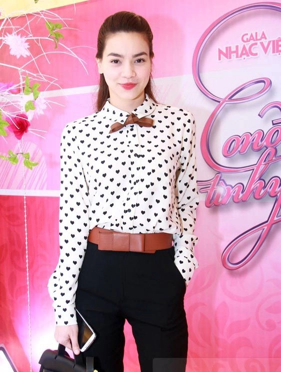 bí quyết mặc áo sơ mi thông minh của hà hồ