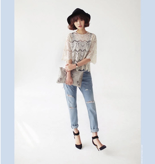 Cuốn hút với sơ mi xuyên thấu hai lớp
