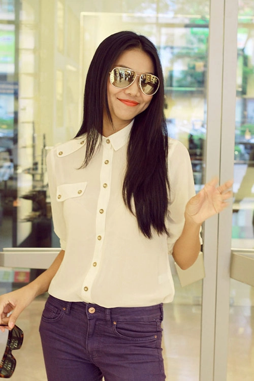 lục bst sơ mi trắng chất đẹp của thanh hằng