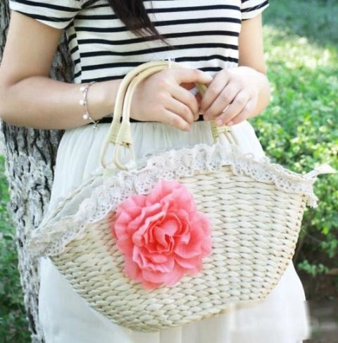 Túi cói nữ đẹp tung tăng dạo biển 2017
