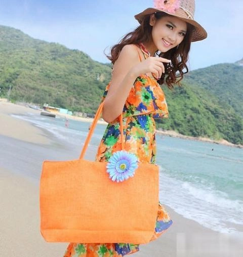 Túi cói nữ đẹp tung tăng dạo biển 2017