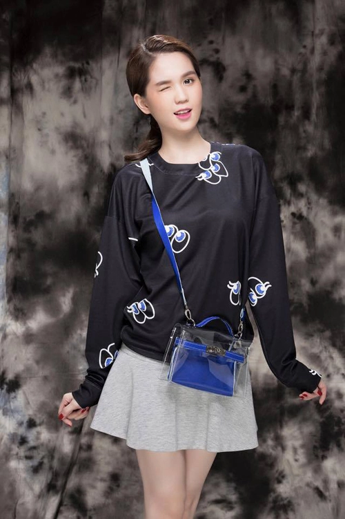 Túi xách nhựa đẹp sành điệu nàng tự tin dạo phố