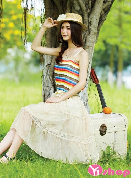 Váy đầm maxi dáng dài đẹp lãng mạn ngọt ngào dạo phố ngày hè