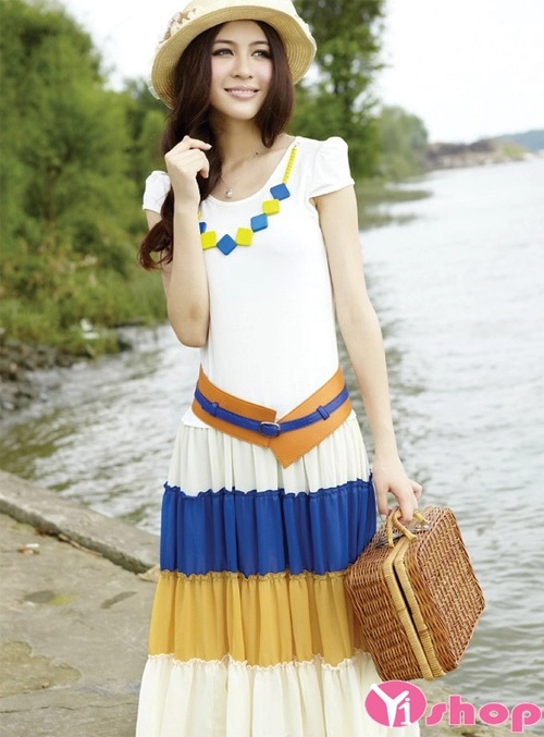 Váy đầm maxi dáng dài đẹp lãng mạn ngọt ngào dạo phố ngày hè