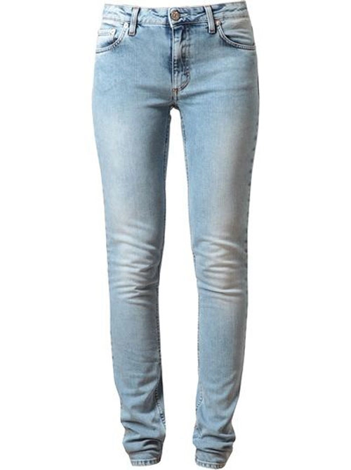 Bí kíp mặc jeans chuẩn mực tới công sở