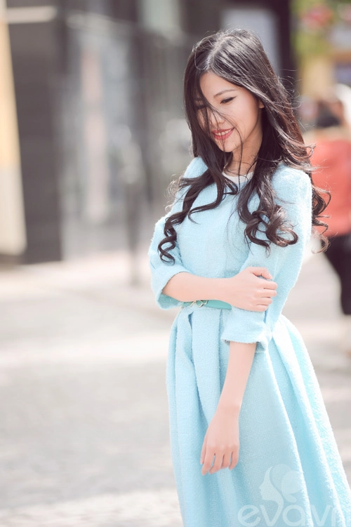 Bí kíp phối đồ cho nàng công sở cò hương