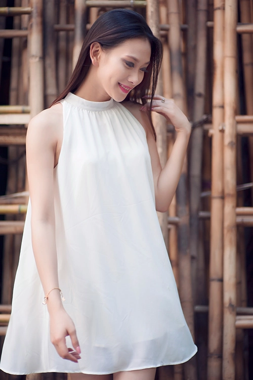 Bí quyết mặc màu pastel điệu mà không sến cho nữ công sở