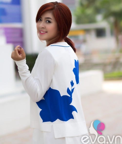 Diện áo cardigan tươi trẻ cho nàng ngại sexy