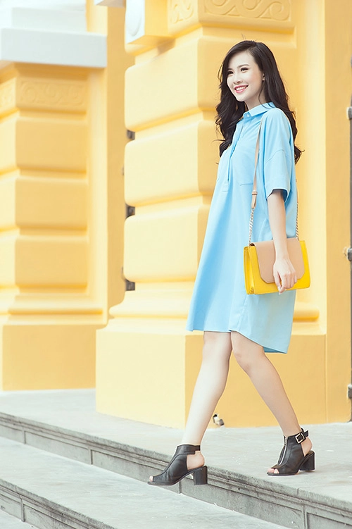 Làm bạn gái công sở đơn giản cuốn hút với màu nhạt