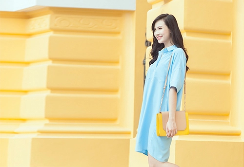 Làm bạn gái công sở đơn giản cuốn hút với màu nhạt