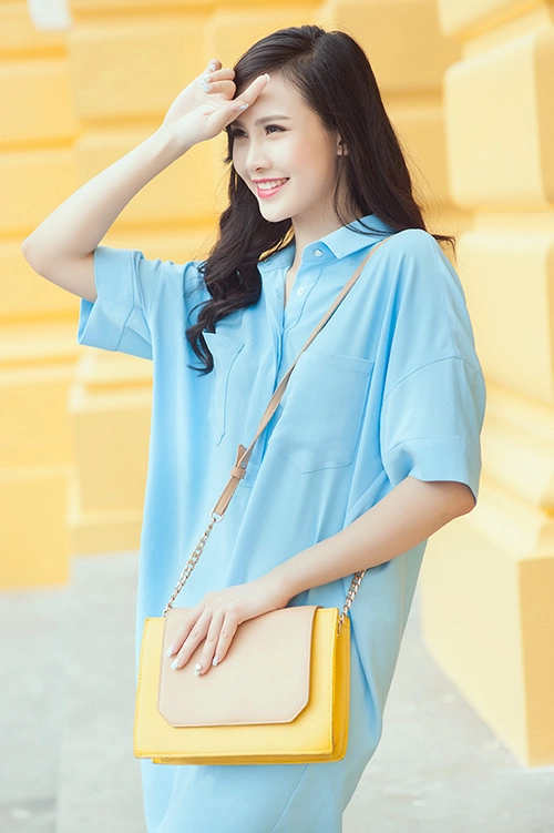 Làm bạn gái công sở đơn giản cuốn hút với màu nhạt