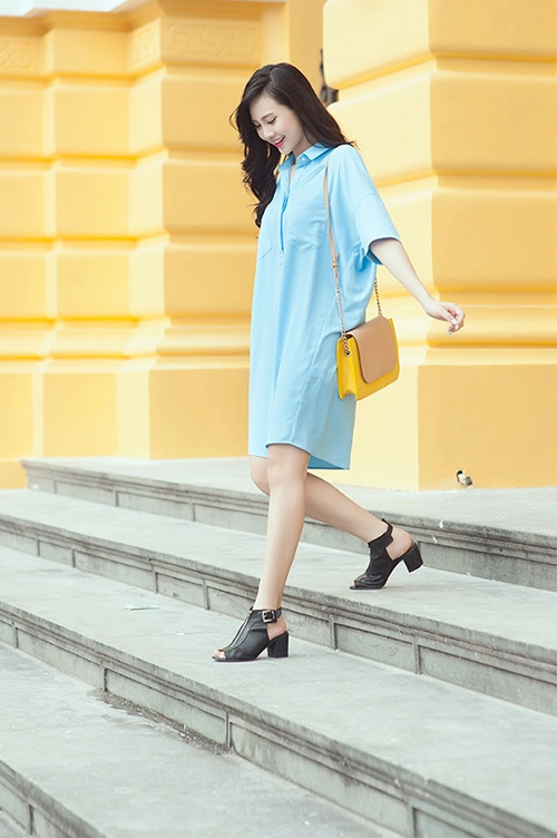 Làm bạn gái công sở đơn giản cuốn hút với màu nhạt