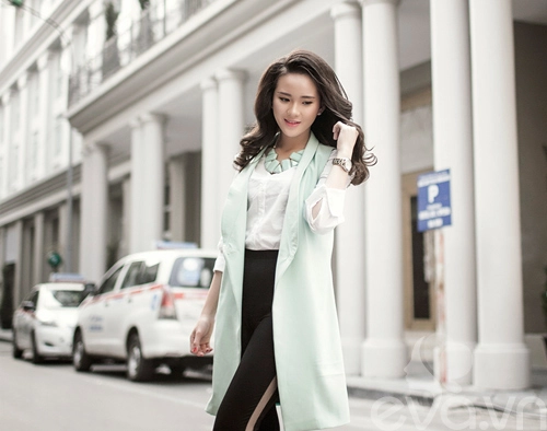 Tuyệt chiêu để rạng rỡ chốn công sở với gam pastel