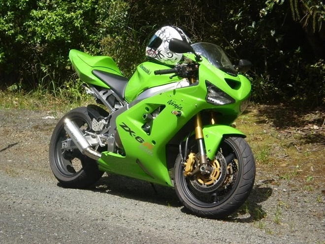 Những chiếc môtô sportbike tốt nhất đến từ hãng xe nhật bản