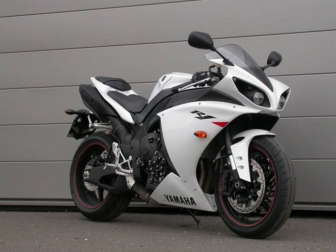 Những chiếc môtô sportbike tốt nhất đến từ hãng xe nhật bản