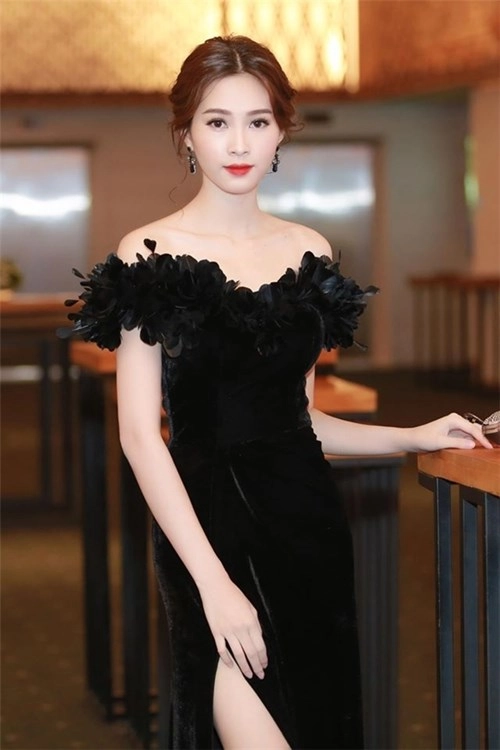Những chiếc váy khiến mĩ nhân việt lao đao vì nghi án đạo nhái