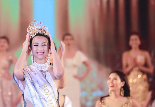Vẻ đẹp đời thường trong sáng của tân hh bản sắc việt