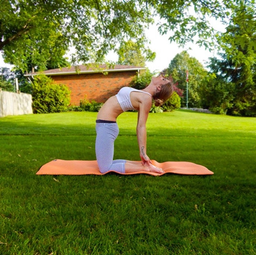 9 bài tập yoga vào buổi sáng giúp thân hình khỏe đẹp