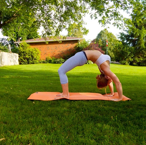 9 bài tập yoga vào buổi sáng giúp thân hình khỏe đẹp