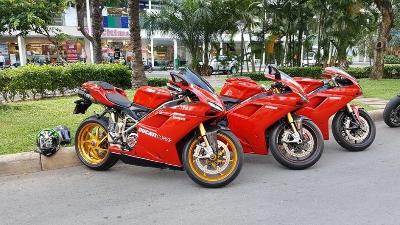 Bộ 3 phiên bản ducati 1198 hội tụ tại sài thành