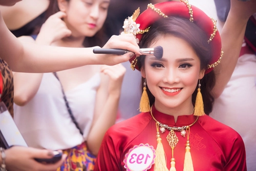 Bạn biết gì về hậu trường của chung khảo hoa hậu vn