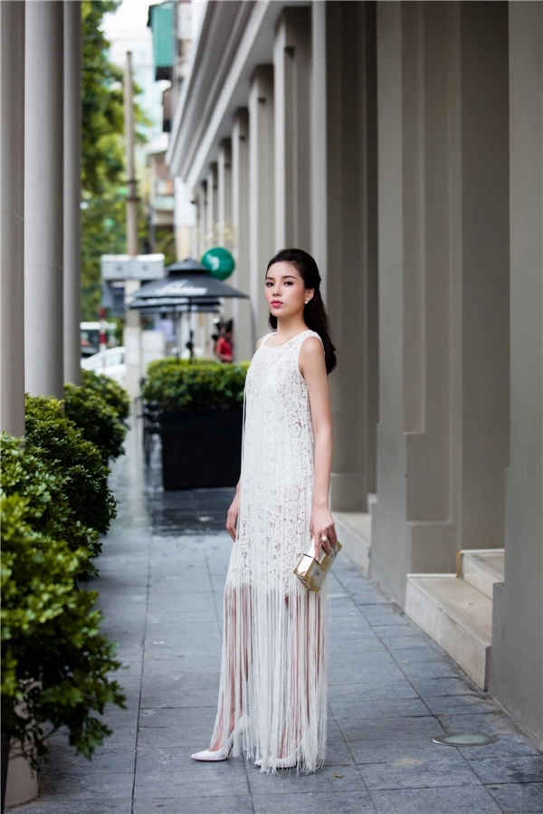Kỳ duyên tú anh cực xinh đẹp dự sự kiện