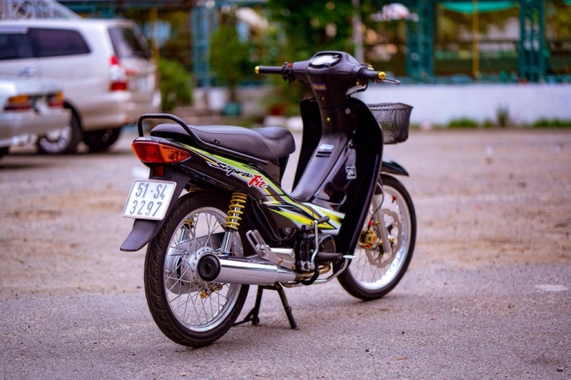 Chiêm ngưỡng vẻ đẹp từ chiếc honda wave độ kiểng hàng hiệu