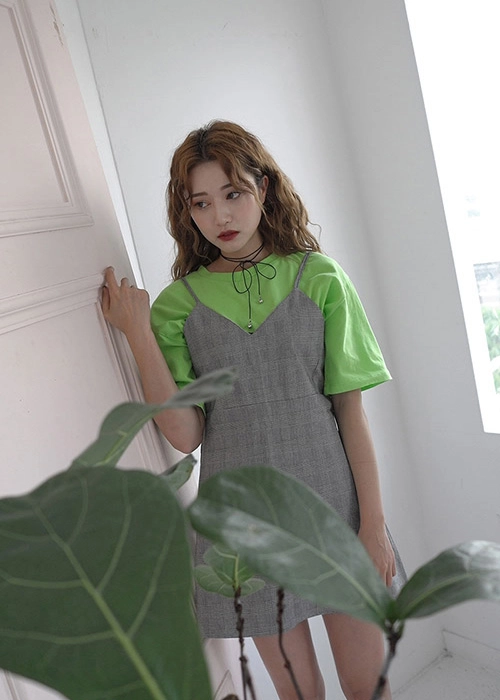 Diện choker lung linh cho mùa hè thêm xinh