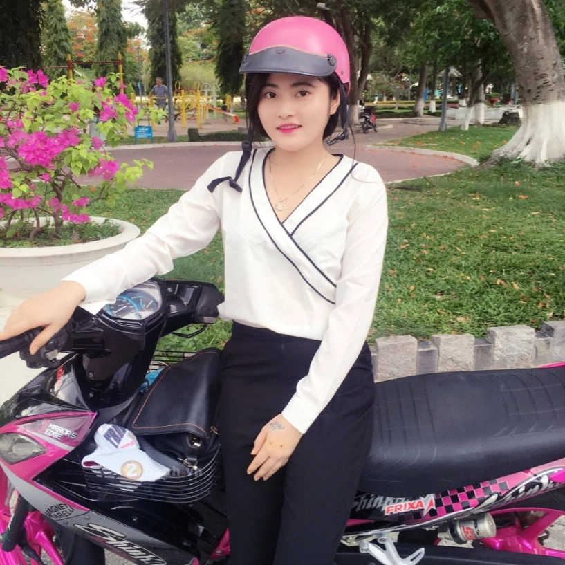 Chiếc exciter 135 độ hồng cá tính của nữ biker tây ninh